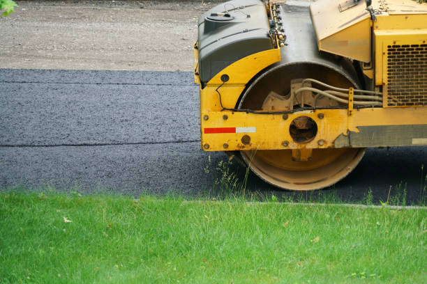 Best Interlocking Driveway Pavers  in Yadkinville, NC